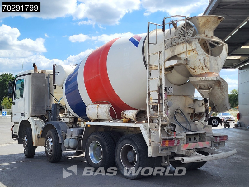 Mercedes-Benz Actros 3241 8X4 9m3 Schwing Stetter Retarder Big-Axle Steelsuspension 3-Pedals Euro 4 - Камион миксер за бетон: слика 2 Mercedes-Benz Actros 3241 8X4 9m3 Schwing Stetter Retarder Big-Axle Steelsuspension 3-Pedals Euro 4 - Камион миксер за бетон: слика 2