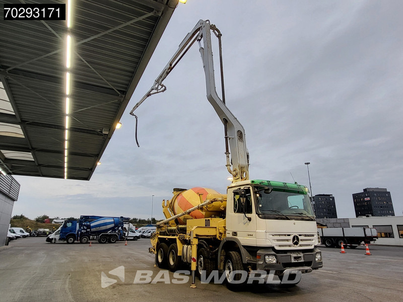Mercedes-Benz Actros 3244 8X4 Retarder Putzmeister 24 Mtrs Pumi Big-Axle 3-Pedals Euro 4 - Камион со бетонска пумпа: слика 3 Mercedes-Benz Actros 3244 8X4 Retarder Putzmeister 24 Mtrs Pumi Big-Axle 3-Pedals Euro 4 - Камион со бетонска пумпа: слика 3