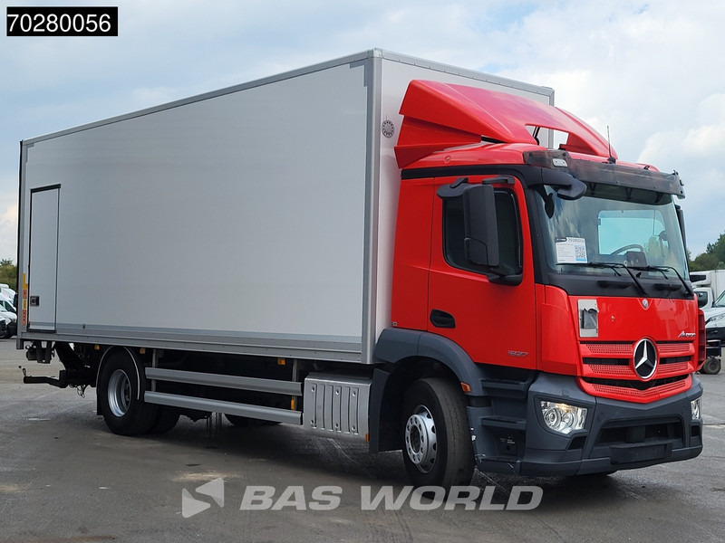 Mercedes-Benz Antos 1827 4X2 19tonner 2000kg Ladebordwand Automatic Euro 6 - Камион сандучар: слика 5 Mercedes-Benz Antos 1827 4X2 19tonner 2000kg Ladebordwand Automatic Euro 6 - Камион сандучар: слика 5
