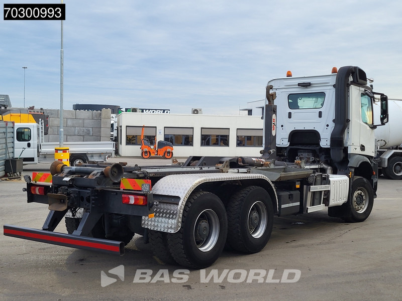 Mercedes-Benz Arocs 3342 6X4 HYVA 26-62-S Hooklift Big-Axle Automatic Euro 6 - Камион со кука за подигање: слика 3 Mercedes-Benz Arocs 3342 6X4 HYVA 26-62-S Hooklift Big-Axle Automatic Euro 6 - Камион со кука за подигање: слика 3