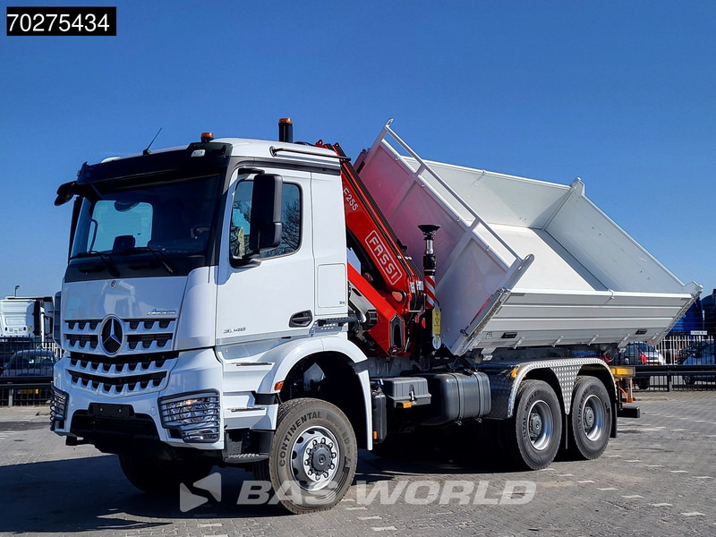 Mercedes-Benz Arocs 3348 6X6 NEW Fassi F255A.2.24 Kran Crane 3-way tipper Navi Euro 6 - Кипер, Камион со кран: слика 1 Mercedes-Benz Arocs 3348 6X6 NEW Fassi F255A.2.24 Kran Crane 3-way tipper Navi Euro 6 - Кипер, Камион со кран: слика 1