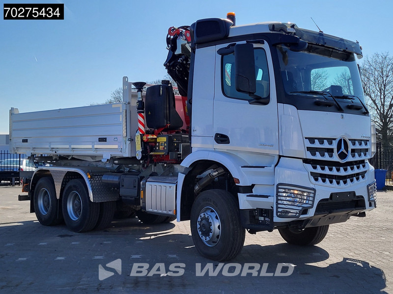 Mercedes-Benz Arocs 3348 6X6 NEW Fassi F255A.2.24 Kran Crane 3-way tipper Navi Euro 6 - Кипер, Камион со кран: слика 2 Mercedes-Benz Arocs 3348 6X6 NEW Fassi F255A.2.24 Kran Crane 3-way tipper Navi Euro 6 - Кипер, Камион со кран: слика 2