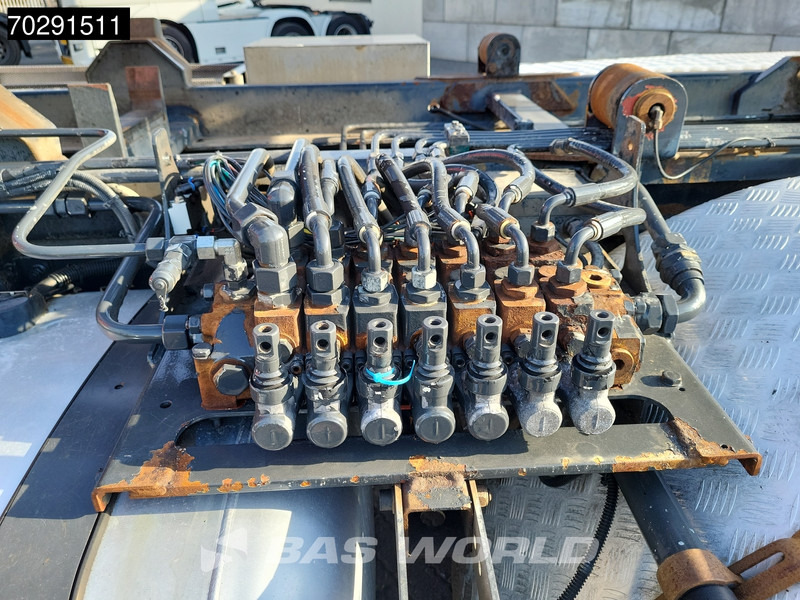 Камион со кука за подигање, Камион со кран Mercedes-Benz Arocs 4145 8X4 NL-Truck HMF RCL 5300 Crane Hyva 26-51-S Hooklift Steelsuspension Big-Axle Automatic Euro 6: слика 18