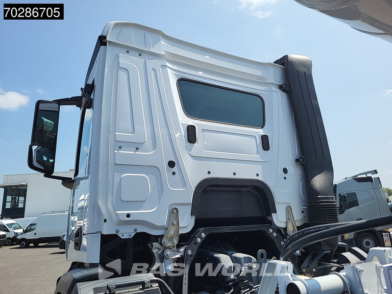 Mercedes-Benz Arocs 4245 8X4 NEW! 12m3 Schwing Stetter Mixer Big-Axle Manual Euro 3 - Камион миксер за бетон: слика 3 Mercedes-Benz Arocs 4245 8X4 NEW! 12m3 Schwing Stetter Mixer Big-Axle Manual Euro 3 - Камион миксер за бетон: слика 3