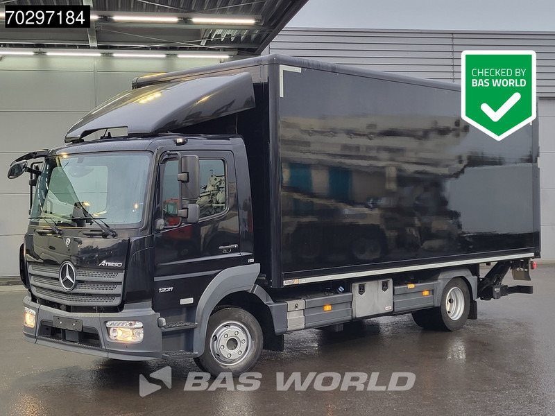 Mercedes-Benz Atego 1221 4X2 12tonner 1500kg Ladebordwand Automatic Euro 6 - Камион сандучар: слика 1 Mercedes-Benz Atego 1221 4X2 12tonner 1500kg Ladebordwand Automatic Euro 6 - Камион сандучар: слика 1