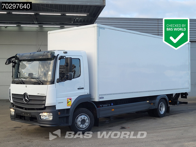 Mercedes-Benz Atego 1223 4X2 12tonner Automatic 1500kg Ladebordwand Euro 6 - Камион сандучар: слика 1 Mercedes-Benz Atego 1223 4X2 12tonner Automatic 1500kg Ladebordwand Euro 6 - Камион сандучар: слика 1