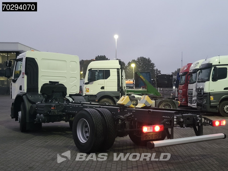 Renault D-WIDE 430 4X2 NEW! 19tons chassis Autmatic PTO ACC Euro 6 - Камион со кабинска шасија: слика 2 Renault D-WIDE 430 4X2 NEW! 19tons chassis Autmatic PTO ACC Euro 6 - Камион со кабинска шасија: слика 2