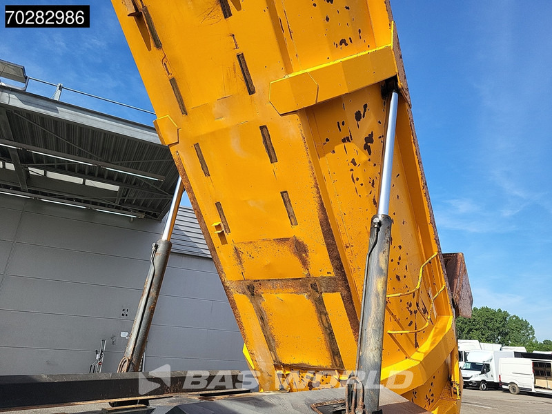 Renault Kerax 420 6X4 Retarder Kipper Hydrauliek Big axle Euro 3 - Кипер: слика 3 Renault Kerax 420 6X4 Retarder Kipper Hydrauliek Big axle Euro 3 - Кипер: слика 3