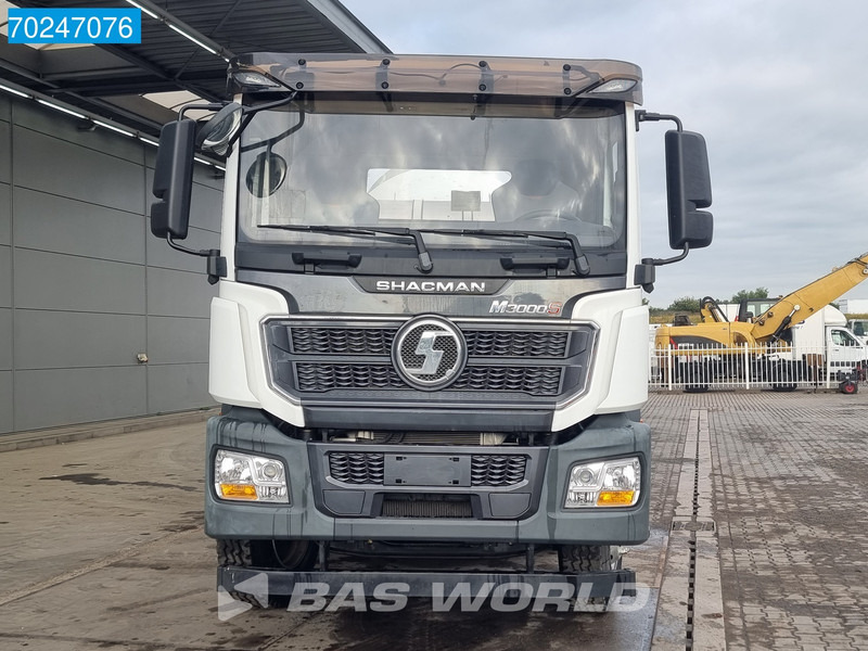 SHACMAN 8x4 EURO 6 8X4 NEW! 8m3 Liebherr Mixer Big-Axle Steel Suspension - Камион миксер за бетон: слика 5 SHACMAN 8x4 EURO 6 8X4 NEW! 8m3 Liebherr Mixer Big-Axle Steel Suspension - Камион миксер за бетон: слика 5
