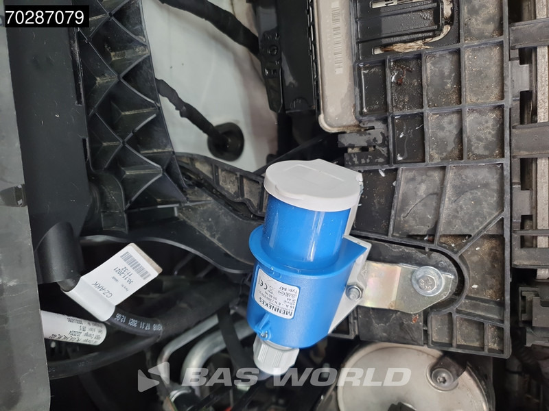 Лизинг на Volkswagen Crafter 140pk Koelwagen Automaat Thermo King V-200 MAX L4H3 Airco Camera Parkeersensoren L3H2 Euro6 Koel Koeler Kühl Kühler Kühlwagen 12 Volkswagen Crafter 140pk Koelwagen Automaat Thermo King V-200 MAX L4H3 Airco Camera Parkeersensoren L3H2 Euro6 Koel Koeler Kühl Kühler Kühlwagen 12: слика 10