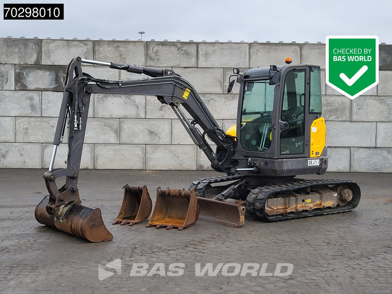 Volvo ECR50 D 3 BUCKETS - Мини багер: слика 1 Volvo ECR50 D 3 BUCKETS - Мини багер: слика 1