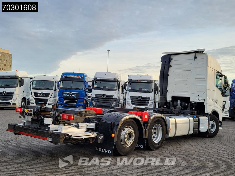 Volvo FH 500 6X2 Full Air Retarder Euro 6 - Транспортер на контејнер/ Камион со променливо тело: слика 5 Volvo FH 500 6X2 Full Air Retarder Euro 6 - Транспортер на контејнер/ Камион со променливо тело: слика 5