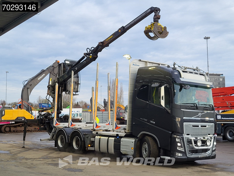 Volvo FH16 750 FH16 6X4 HIAB LOGLIFT F108S 83 Wood crane Retarder VEB+ Big-Axle Euro 6 - Камион за дрва, Камион со кран: слика 3 Volvo FH16 750 FH16 6X4 HIAB LOGLIFT F108S 83 Wood crane Retarder VEB+ Big-Axle Euro 6 - Камион за дрва, Камион со кран: слика 3