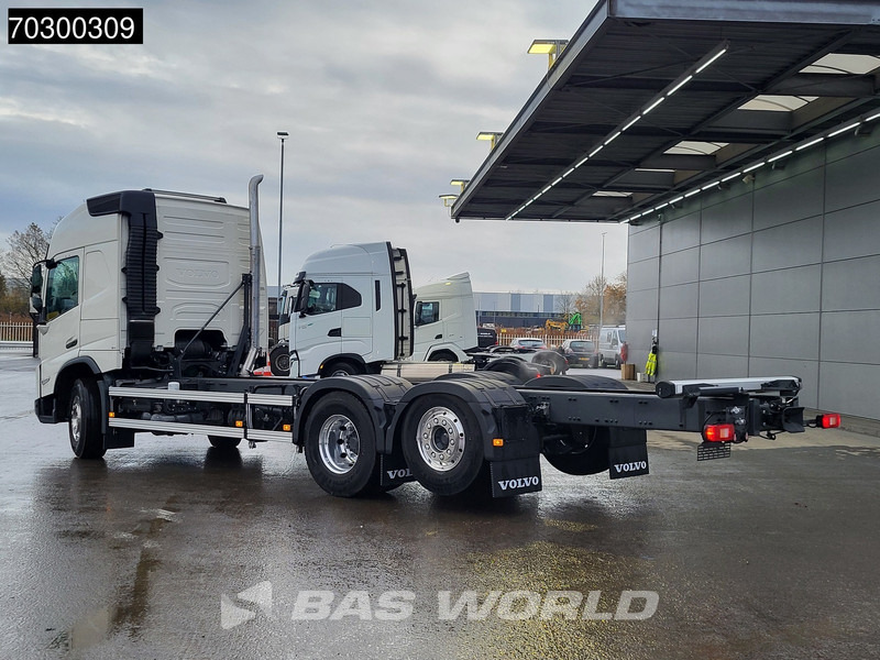 Volvo FMX 540 FMX 6X2 NEW chassis! Lift+steering Axle Engine PTO Full air suspension - Камион со кабинска шасија: слика 2 Volvo FMX 540 FMX 6X2 NEW chassis! Lift+steering Axle Engine PTO Full air suspension - Камион со кабинска шасија: слика 2