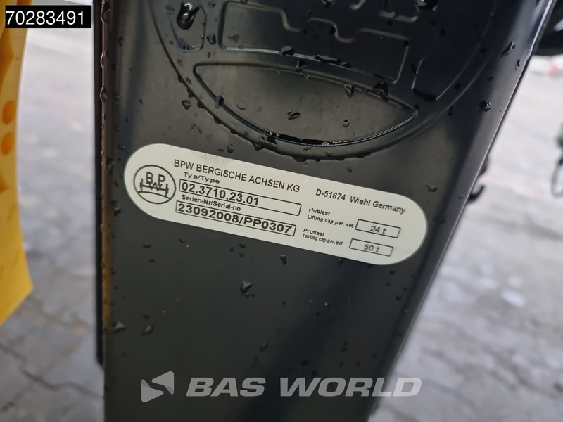 Нов Полуприколка со подвижен под за истовар kraker CF-Z 3 axles 10mm Liftachse 90m3: слика 14 Нов Полуприколка со подвижен под за истовар kraker CF-Z 3 axles 10mm Liftachse 90m3: слика 14