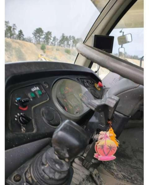 Astra RD32C - Зглобен истоварувач: слика 5 Astra RD32C - Зглобен истоварувач: слика 5