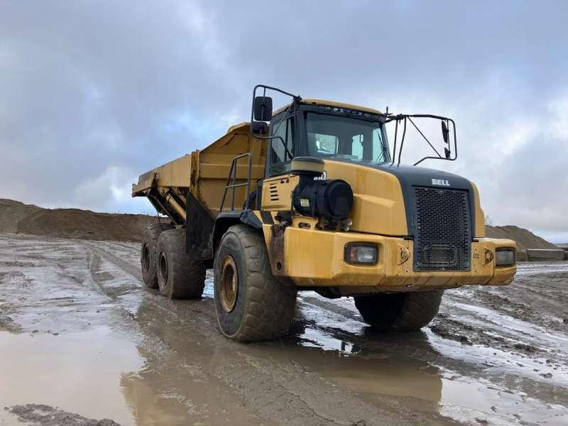 Bell B40D 6X6 - Зглобен истоварувач: слика 2 Bell B40D 6X6 - Зглобен истоварувач: слика 2