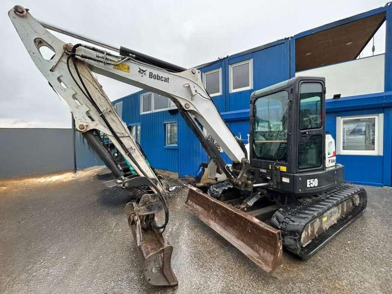 Bobcat E50 - Мини багер: слика 2 Bobcat E50 - Мини багер: слика 2