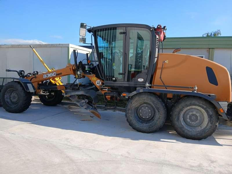 Case 836C AWD EQUIPEE 3D - Порамнувач: слика 3 Case 836C AWD EQUIPEE 3D - Порамнувач: слика 3