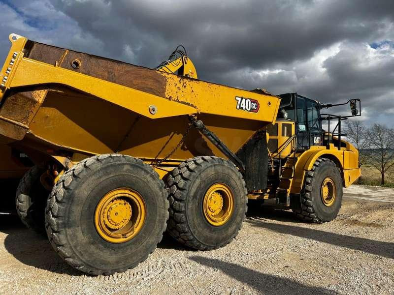 Caterpillar 740GC - Зглобен истоварувач: слика 2 Caterpillar 740GC - Зглобен истоварувач: слика 2