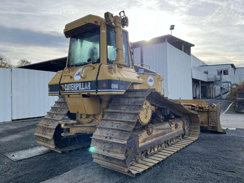 Булдожер Caterpillar D6N LGP: слика 6