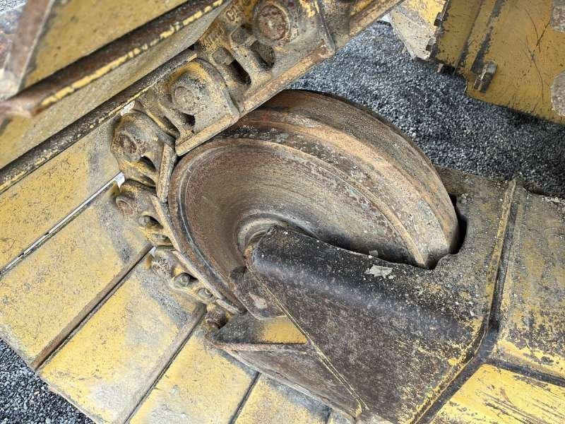 Булдожер Caterpillar D6N LGP: слика 20