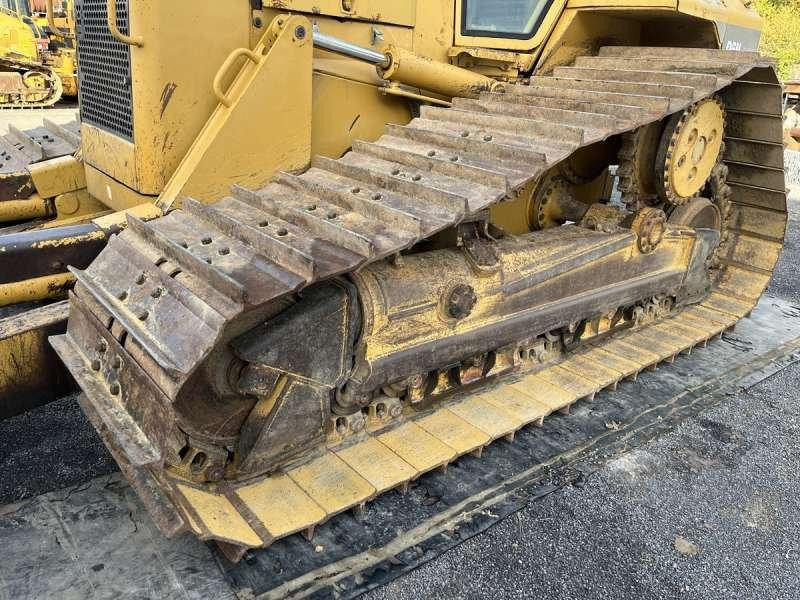 Булдожер Caterpillar D6N LGP: слика 23