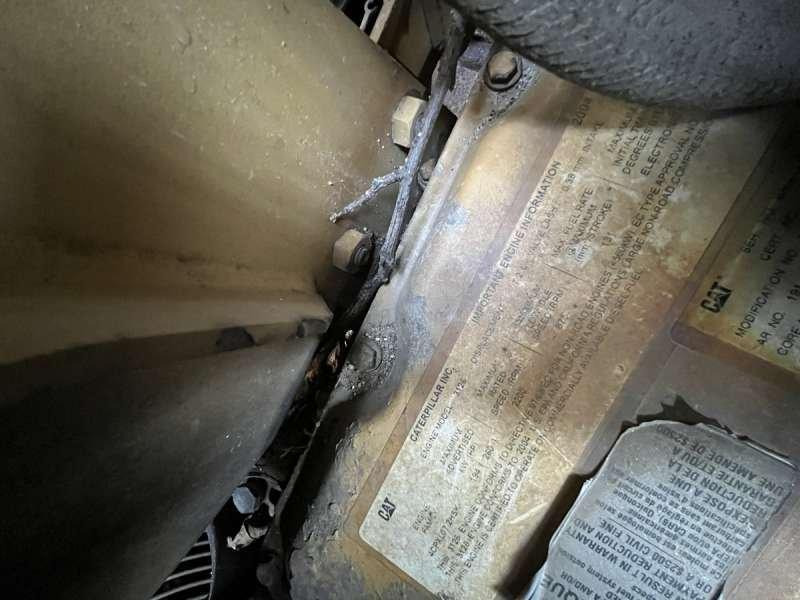 Булдожер Caterpillar D6N LGP: слика 37