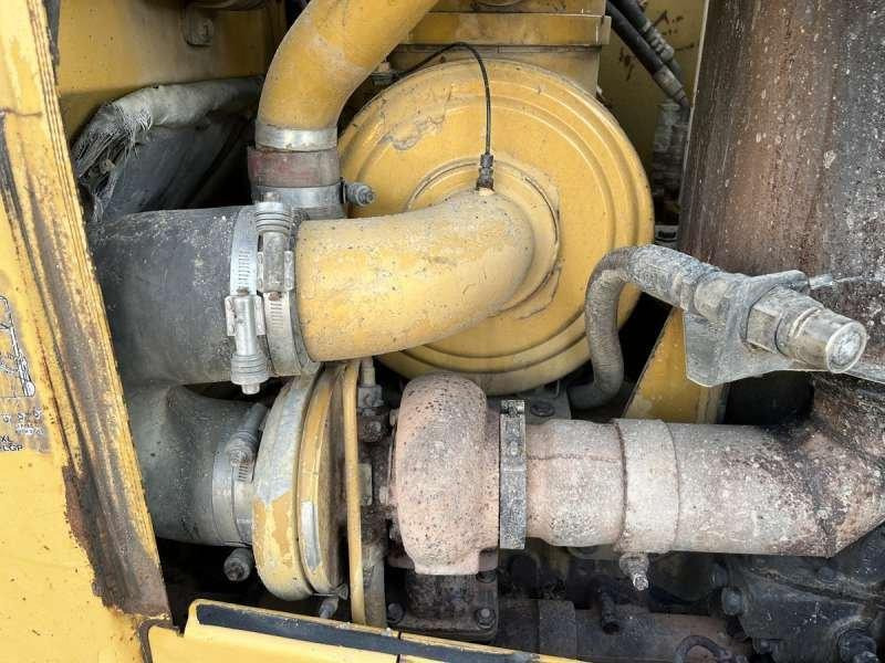 Булдожер Caterpillar D6N LGP: слика 33