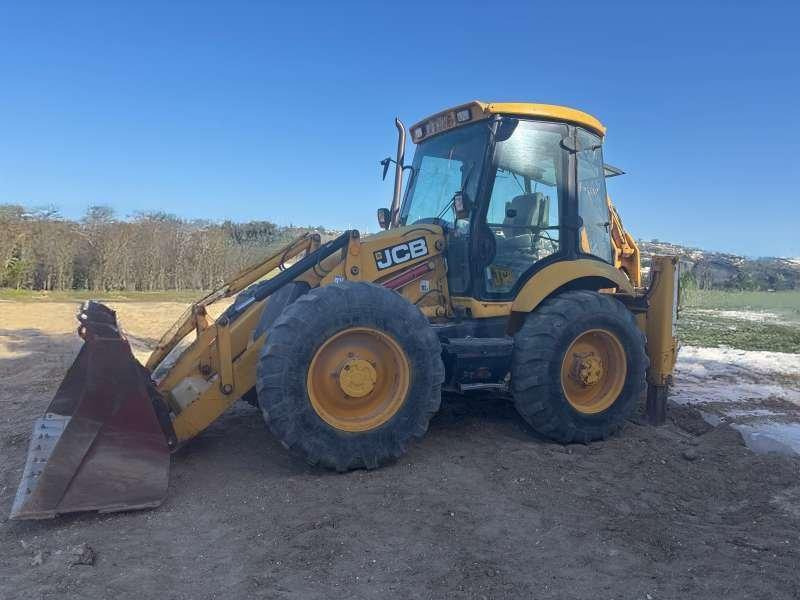 Jcb 4CX - Ровокопач: слика 1 Jcb 4CX - Ровокопач: слика 1