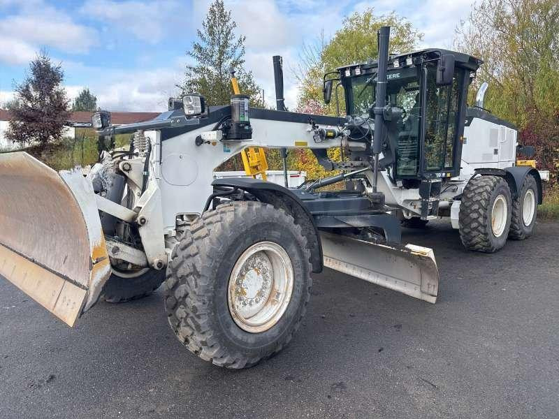 John Deere 622GP EQUIPEE GPS 3D - Порамнувач: слика 1 John Deere 622GP EQUIPEE GPS 3D - Порамнувач: слика 1