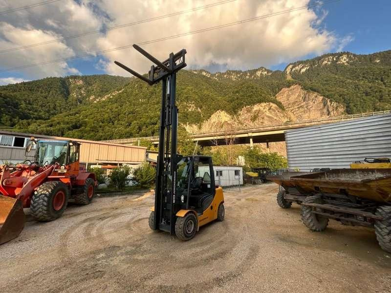 Jungheinrich Chariot Elevateur DFG435S - Дизел вилушкар: слика 4 Jungheinrich Chariot Elevateur DFG435S - Дизел вилушкар: слика 4