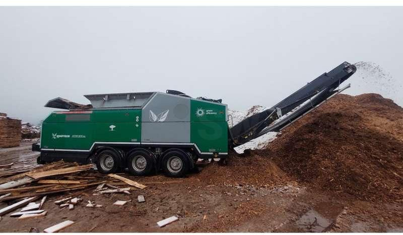 KOMPTECH A VEGETAUX AXTOR 6010 - Дробилка: слика 2 KOMPTECH A VEGETAUX AXTOR 6010 - Дробилка: слика 2