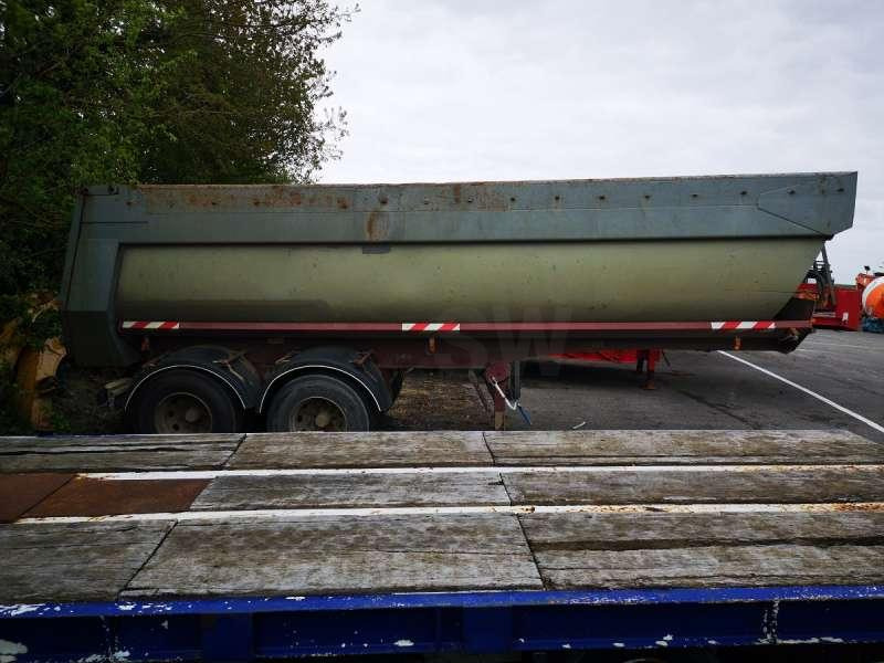 Kaiser KAISER 2 ESSIEUX - Кипер полуприколка: слика 4 Kaiser KAISER 2 ESSIEUX - Кипер полуприколка: слика 4