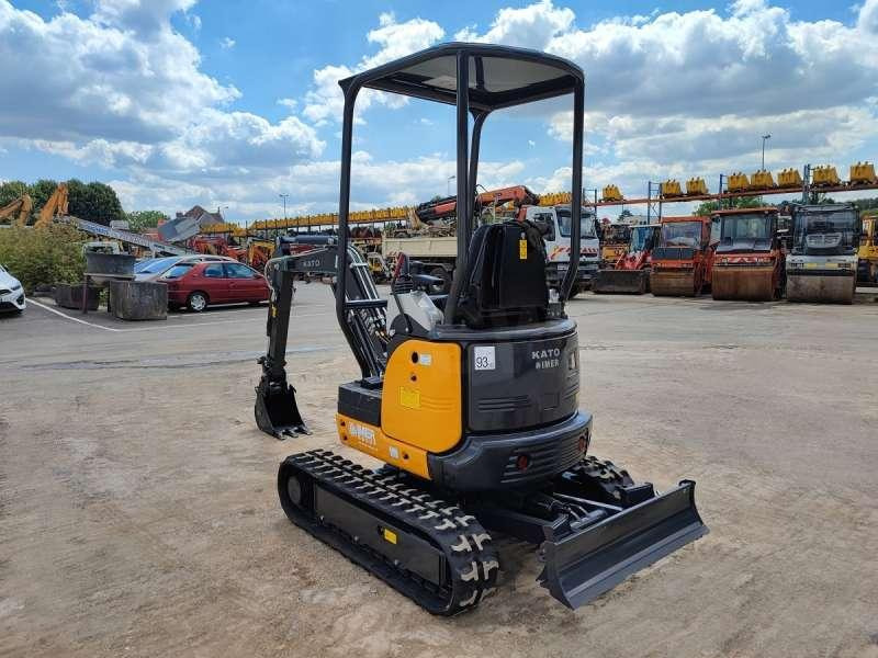 Kato VXE HD 17 - Мини багер: слика 5 Kato VXE HD 17 - Мини багер: слика 5