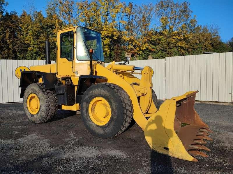 Komatsu WA270-3 - Натоварувач на тркала: слика 1 Komatsu WA270-3 - Натоварувач на тркала: слика 1