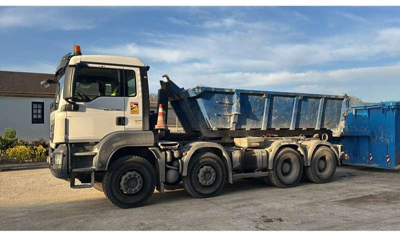 MAN TGS 35.460 8X4 - Камион со кука за подигање: слика 1 MAN TGS 35.460 8X4 - Камион со кука за подигање: слика 1