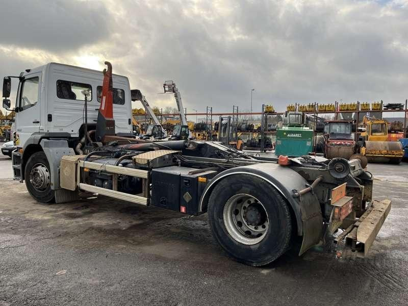 Mercedes AXOR 1833 - Камион со кука за подигање: слика 5 Mercedes AXOR 1833 - Камион со кука за подигање: слика 5