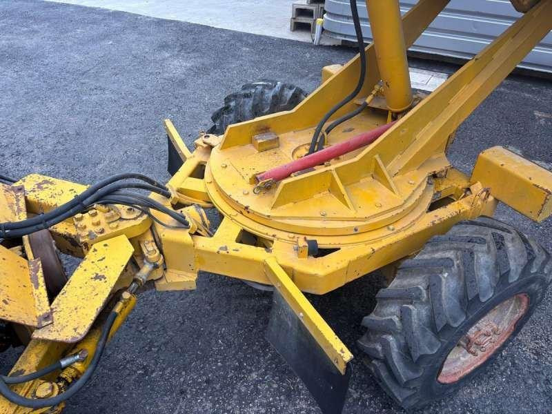 Мини истоварувач ROBERT AEBI AEBI KPC-1600 RK-H: слика 33 Мини истоварувач ROBERT AEBI AEBI KPC-1600 RK-H: слика 33