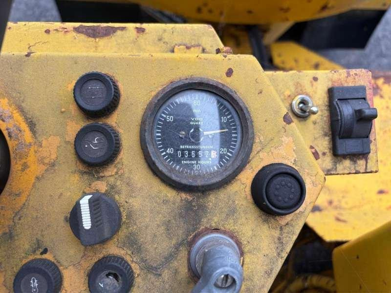 Мини истоварувач ROBERT AEBI AEBI KPC-1600 RK-H: слика 40 Мини истоварувач ROBERT AEBI AEBI KPC-1600 RK-H: слика 40