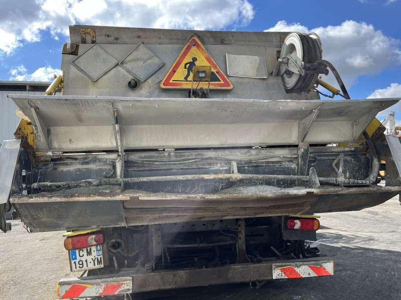 Лизинг на Renault KERAX 450 Renault KERAX 450: слика 41