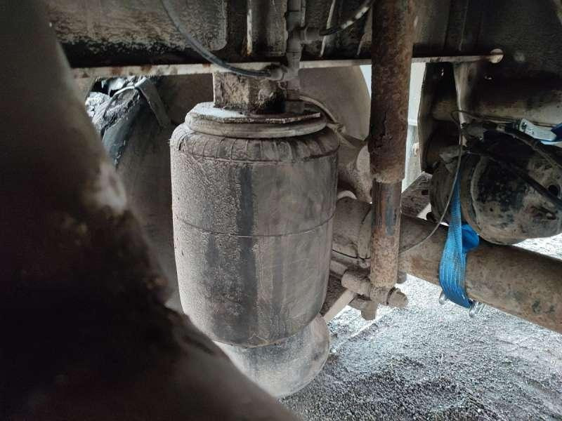 Полуприколка со церада Trailor TAUTLINER 3 ESSIEUX: слика 36