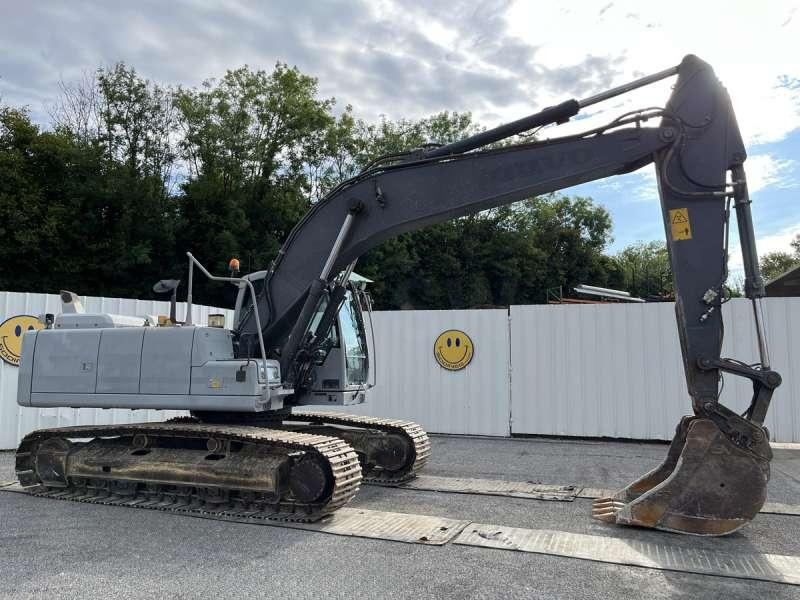 Volvo EC220DL - Багер гасеничар: слика 1 Volvo EC220DL - Багер гасеничар: слика 1