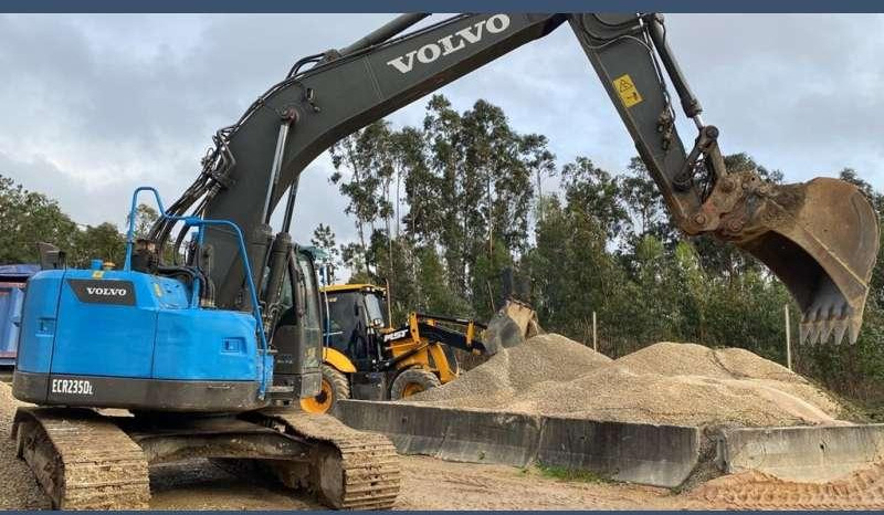 Volvo ECR235DL - Багер гасеничар: слика 1 Volvo ECR235DL - Багер гасеничар: слика 1