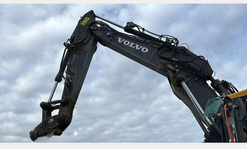Volvo ECR235EL - Багер гасеничар: слика 4 Volvo ECR235EL - Багер гасеничар: слика 4