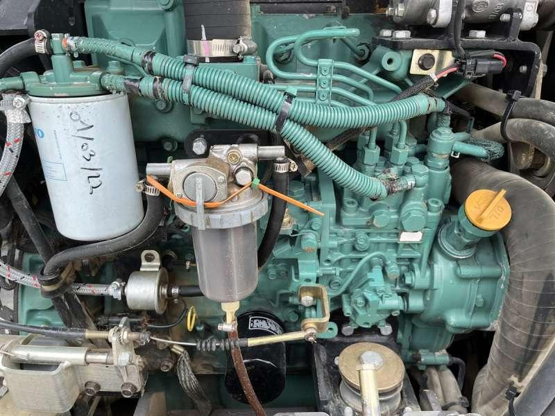 Мини багер Volvo ECR58: слика 32