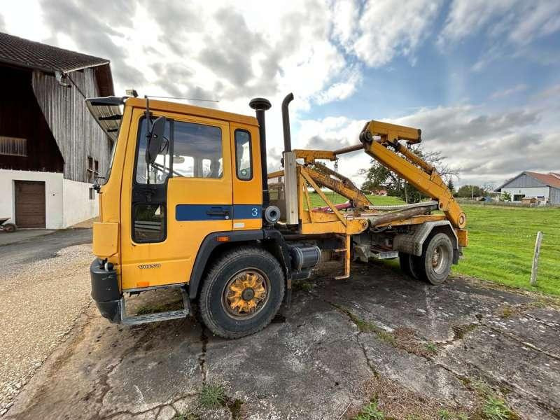 Volvo FL6 INTERCOOLER 4X2 - Камион со кука за подигање: слика 4 Volvo FL6 INTERCOOLER 4X2 - Камион со кука за подигање: слика 4
