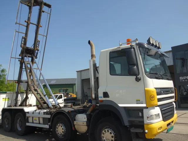 DAF CF 410 8X4 NCH CONTAINER SYSTEEM 32 TON 90 graden silo containers - Камион со кабелски систем: слика 2 DAF CF 410 8X4 NCH CONTAINER SYSTEEM 32 TON 90 graden silo containers - Камион со кабелски систем: слика 2