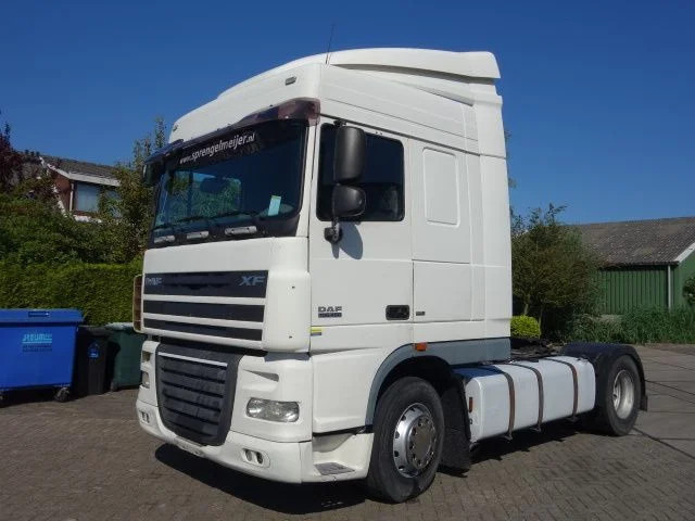 DAF XF 105.460 zf intarder - Камион влекач: слика 1 DAF XF 105.460 zf intarder - Камион влекач: слика 1
