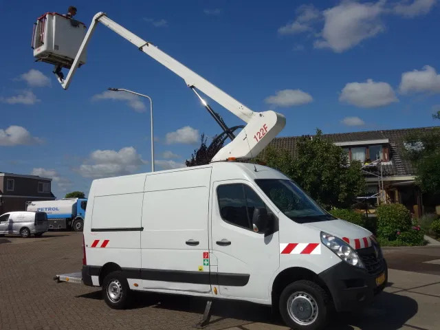 Renault MASTER12,5 METER SKYWORKER,TELESCOPIC - Комбе: слика 1 Renault MASTER12,5 METER SKYWORKER,TELESCOPIC - Комбе: слика 1
